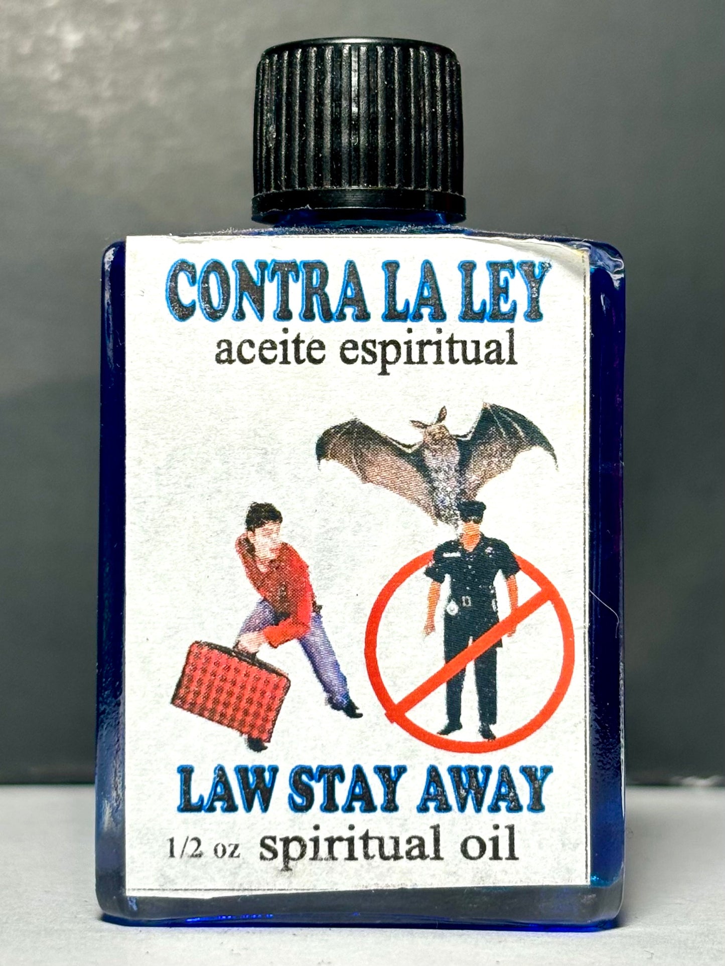 Contra la Ley - Law Stay Away